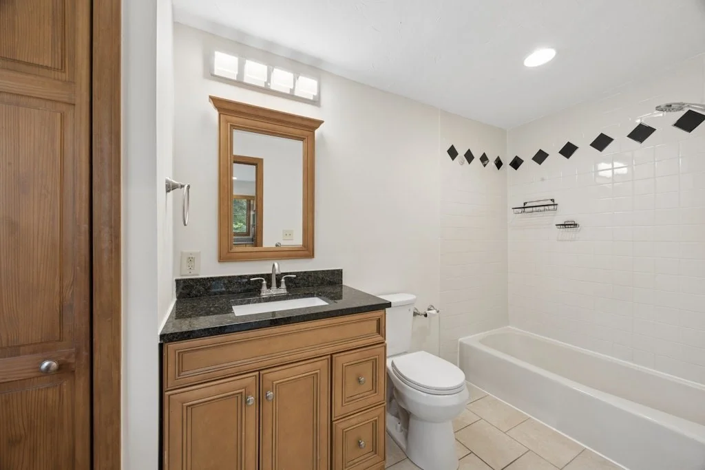 2 bed, 1 bath apartment for rent at 90 East Main Unit 2, Northborough — photo 18 of 26