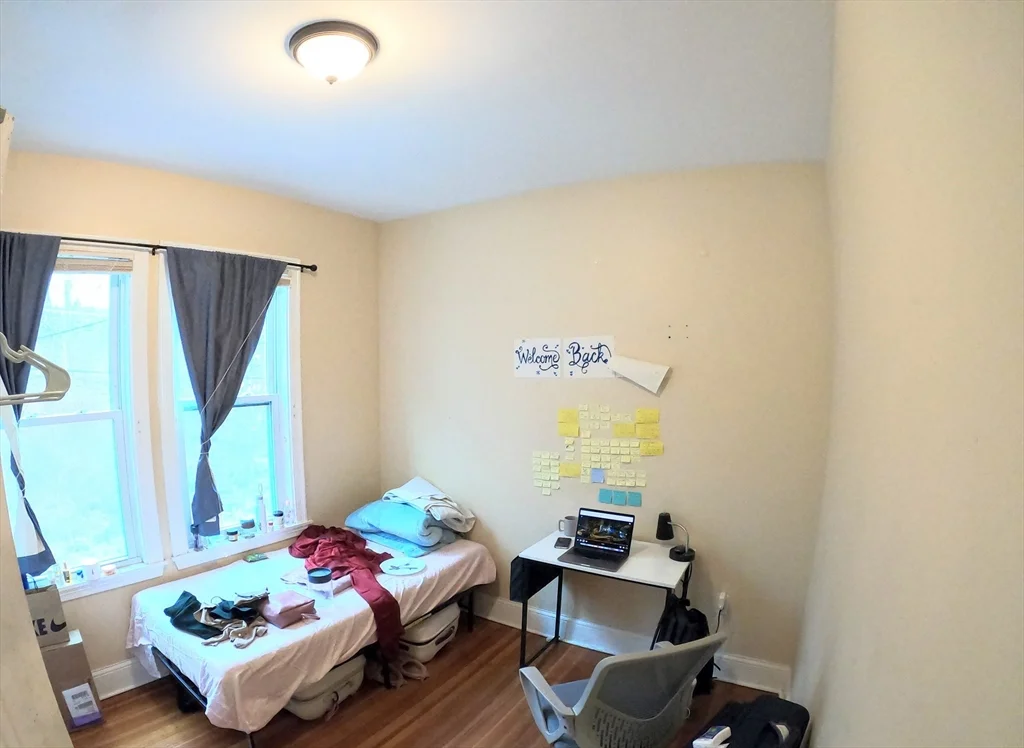 4 bed, 2 bath apartment for rent at 90 Fisher Ave Unit 2, Mission Hill — photo 14 of 19