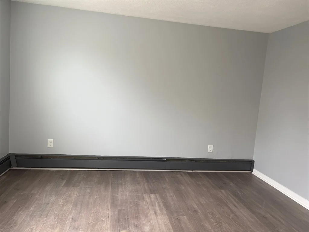 1 bed, 1 bath apartment for rent at 90 Ford St Unit 19, Lynn — photo 5 of 8