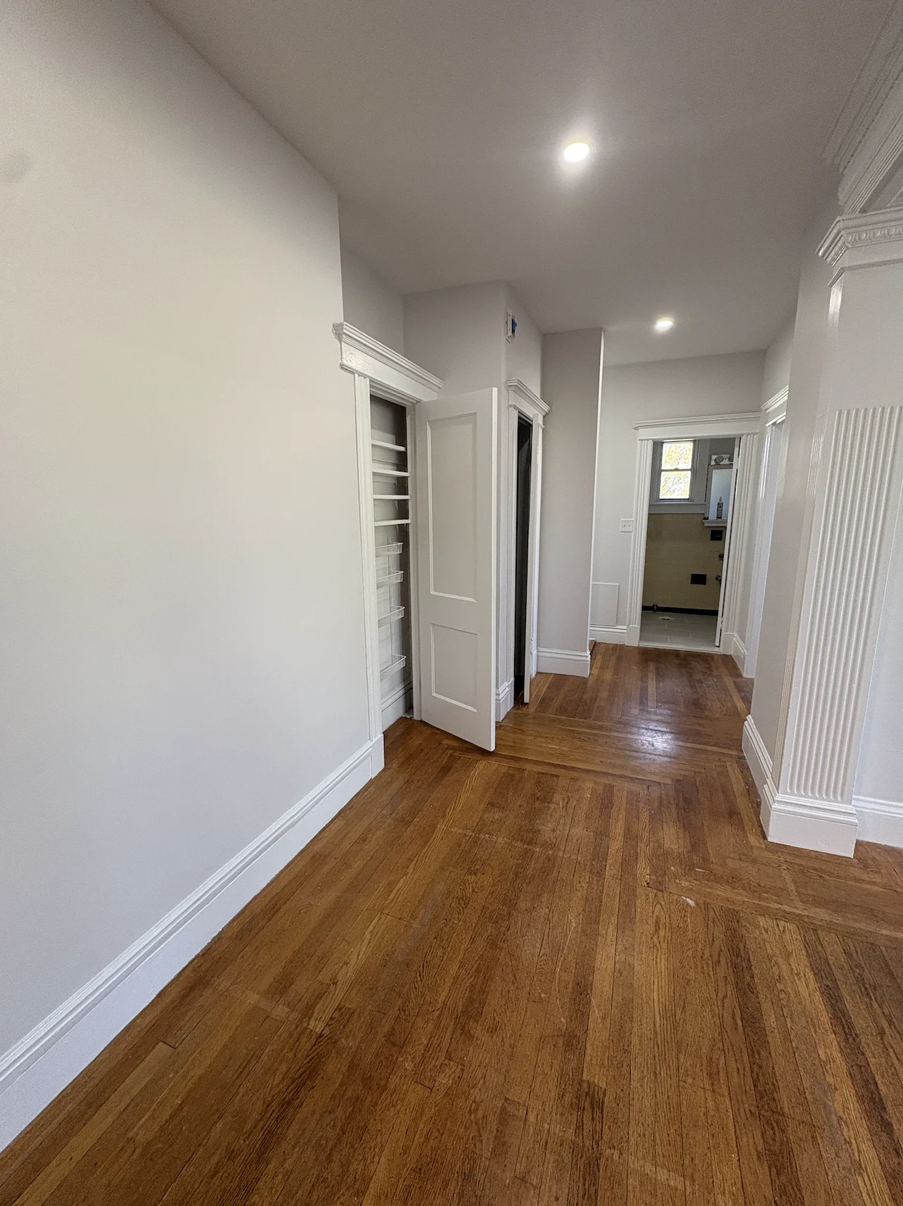 2 bed, 1 bath apartment for rent at 90 Fuller St Unit 6, Coolidge Corner — photo 3 of 7