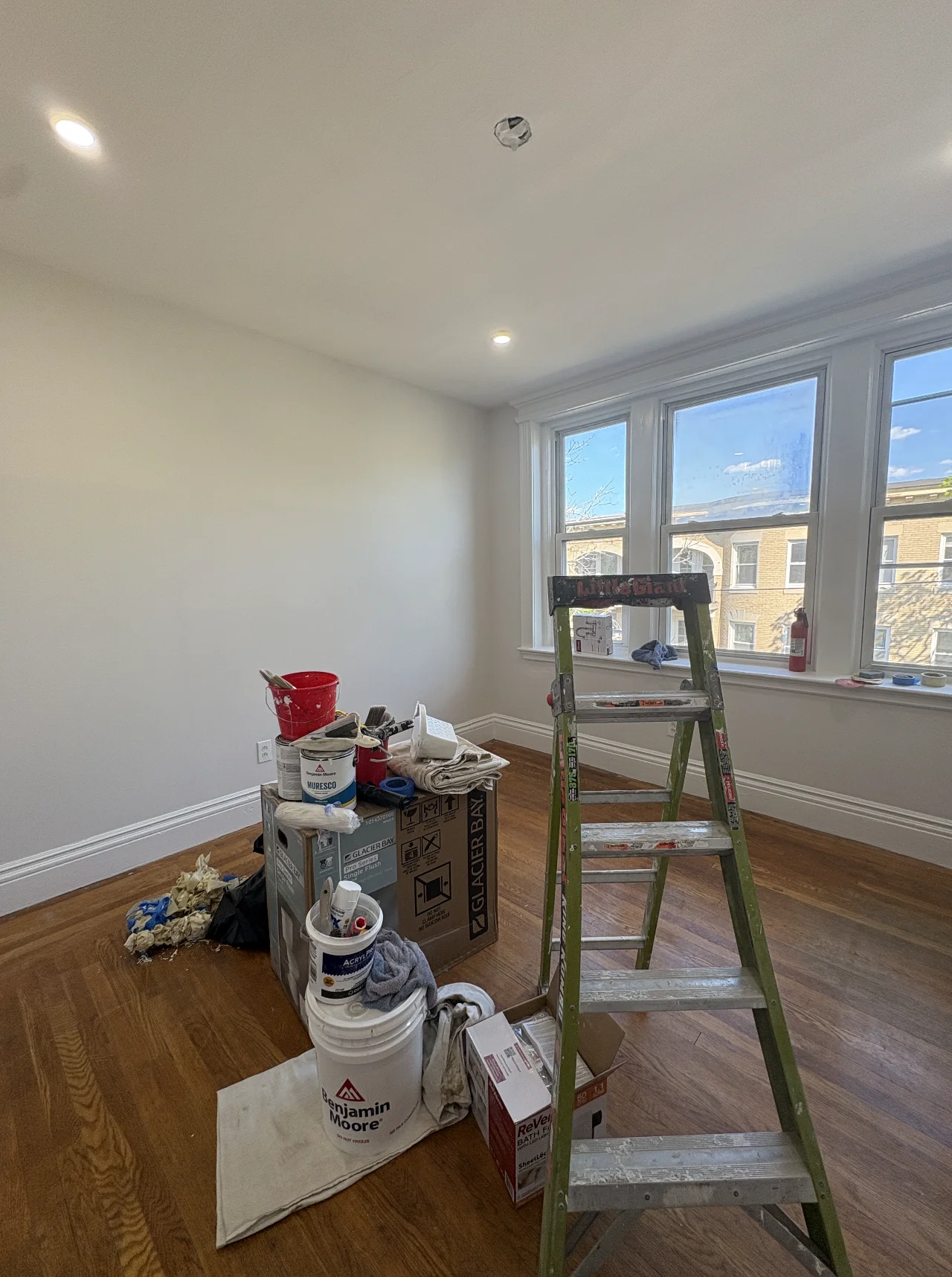 2 bed, 1 bath apartment for rent at 90 Fuller St Unit 6, Coolidge Corner — photo 4 of 7