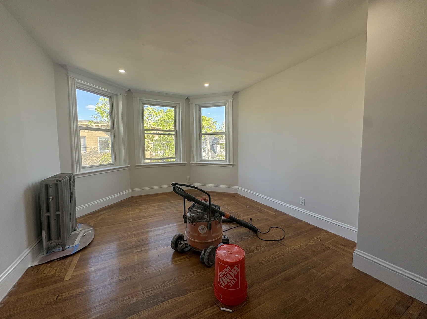 2 bed, 1 bath apartment for rent at 90 Fuller St Unit 6, Coolidge Corner — photo 2 of 7