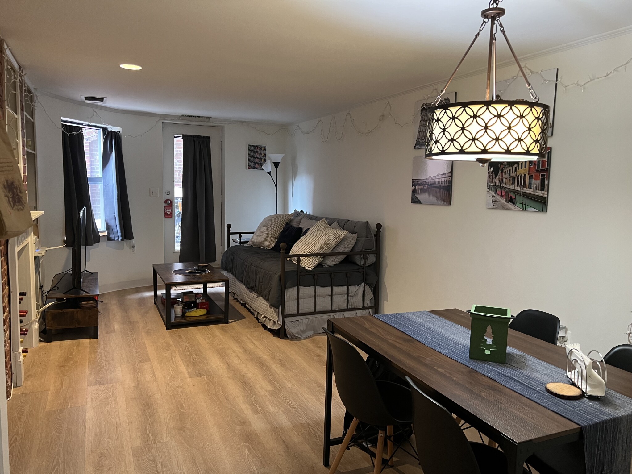 1 bed, 1 bath apartment for rent at 90 Gainsborough St Unit 006E, Fenway