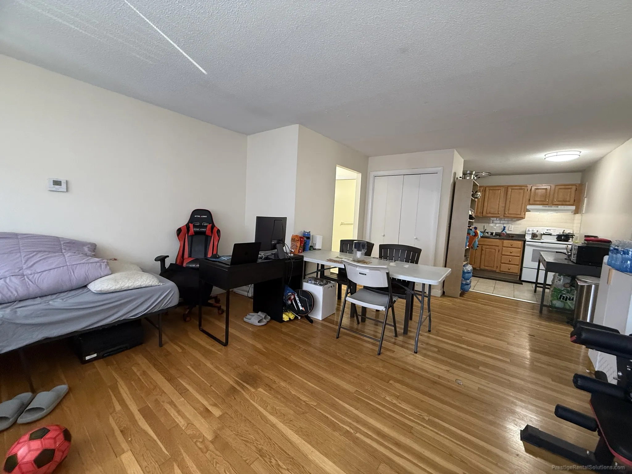 2 bed, 1 bath apartment for rent at 90 Gardner St Unit 20, Allston — photo 8 of 9