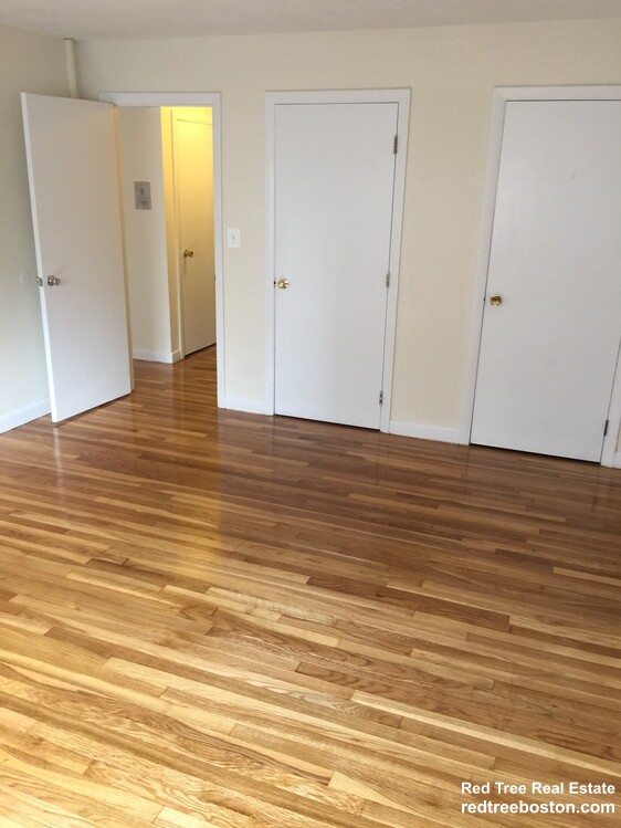 1 bed, 1 bath apartment for rent at 90 Gardner St Unit 26, Allston