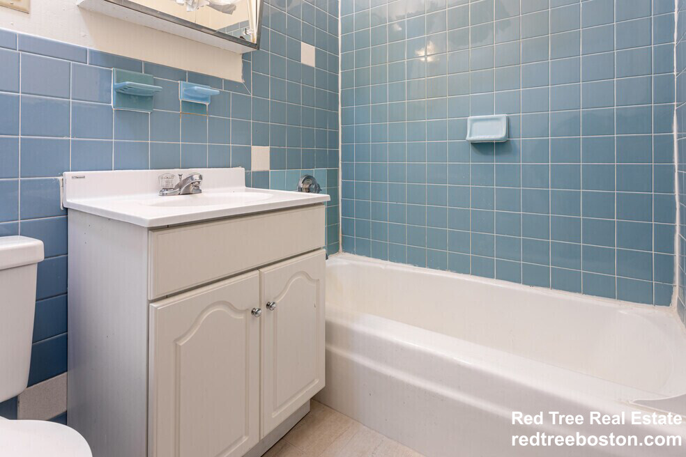 1 bed, 1 bath apartment for rent at 90 Gardner St Unit 2B, Allston — photo 7 of 9