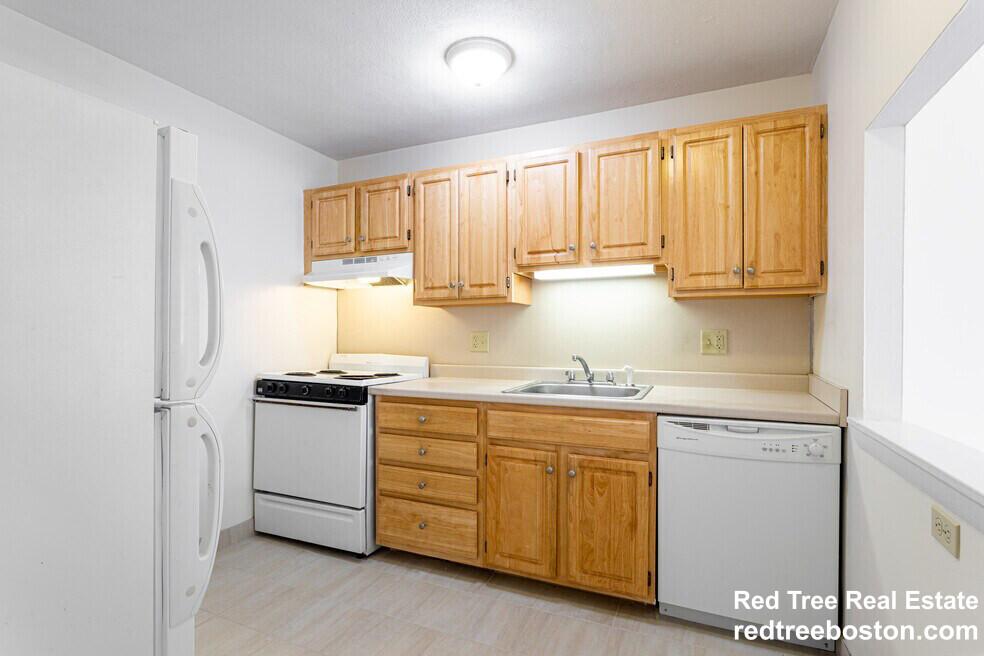 1 bed, 1 bath apartment for rent at 90 Gardner St Unit 36, Allston