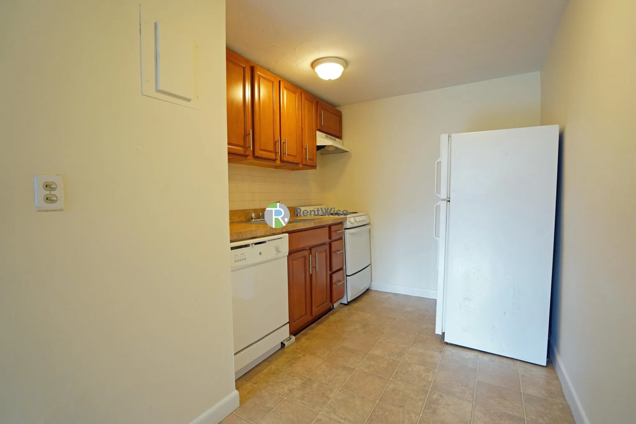 2 bed, 1 bath apartment for rent at 90 Gardner Ter Unit 5B, Allston — photo 4 of 11