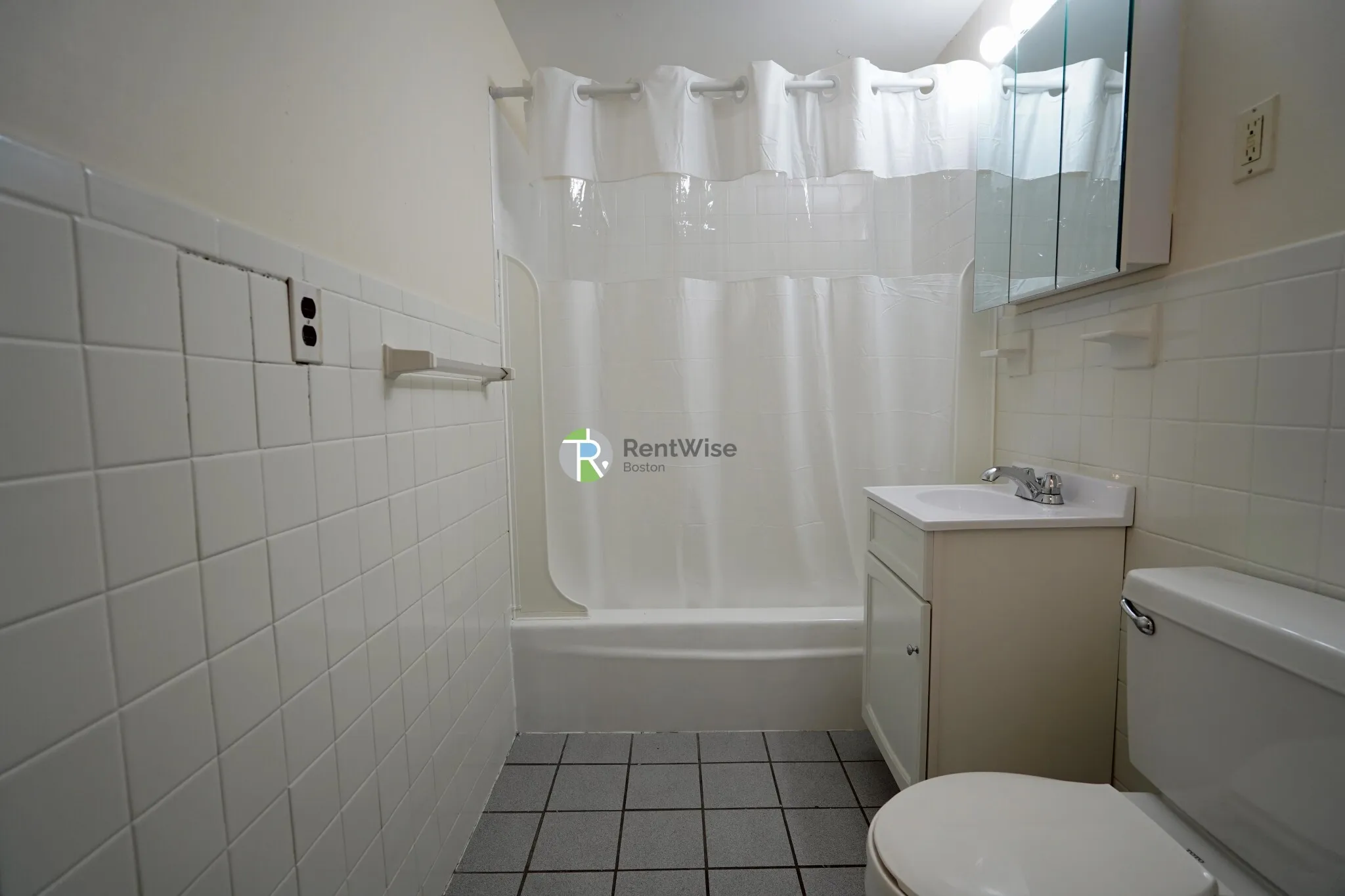 2 bed, 1 bath apartment for rent at 90 Gardner Ter Unit 5B, Allston — photo 8 of 11