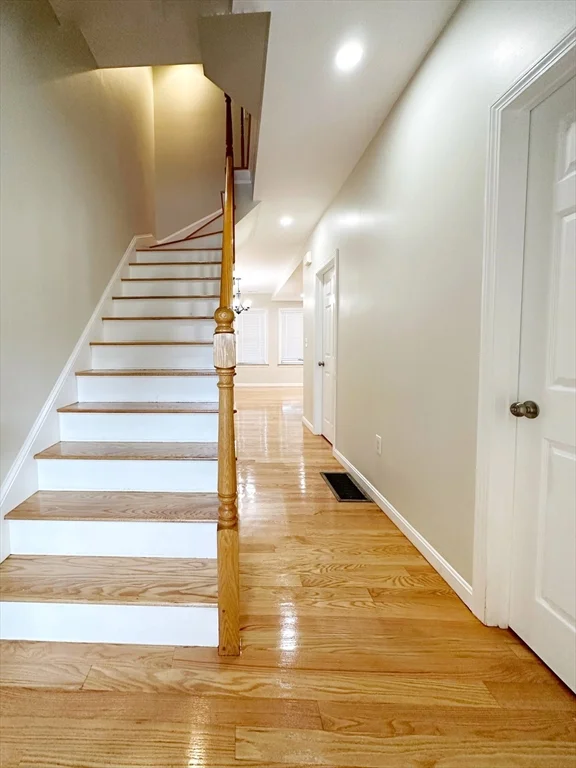 3 bed, 2 bath apartment for rent at 90 George St Unit 90, Roxbury — photo 6 of 18