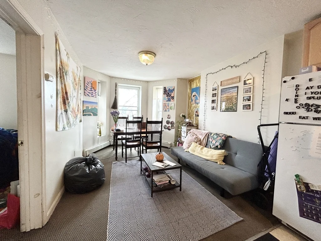 3 bed, 1 bath apartment for rent at 90 Hammond St Unit 3, South End — photo 2 of 8