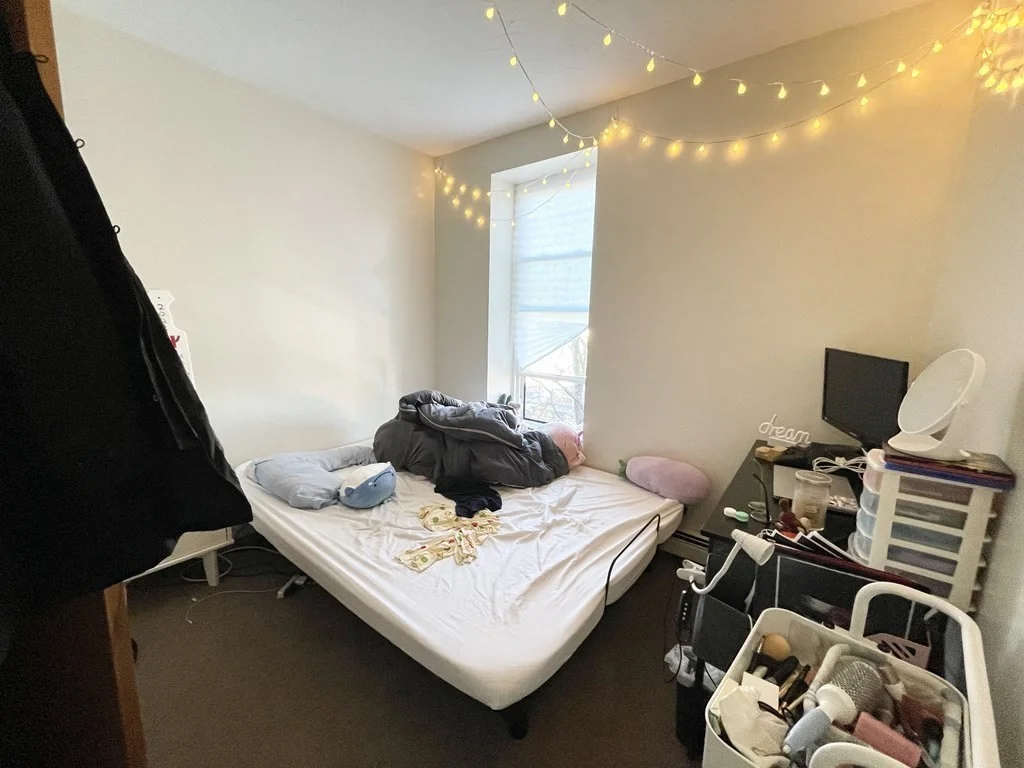 3 bed, 1 bath apartment for rent at 90 Hammond St Unit 4, South End — photo 6 of 7