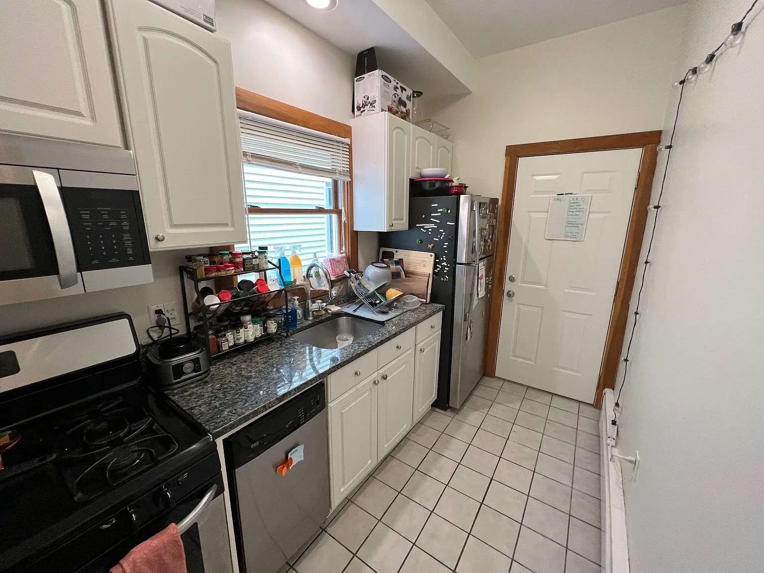 3 bed, 2 bath apartment for rent at 90 Hancock St Unit 1, Mid-Cambridge — photo 2 of 23