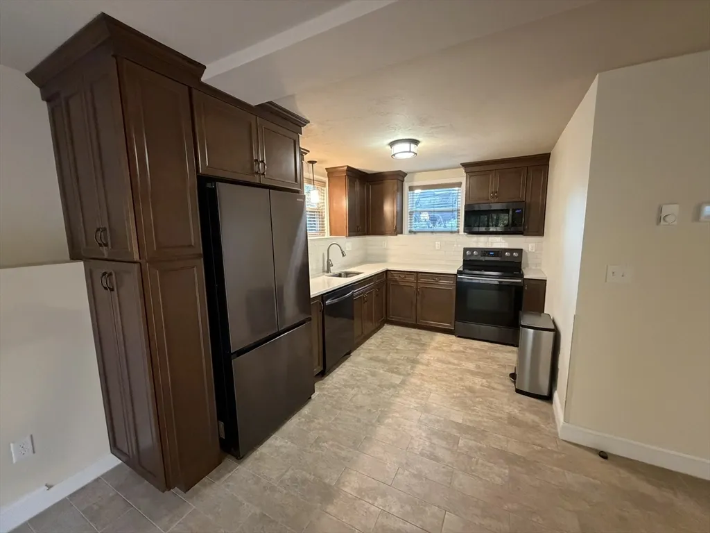 2 bed, 1 bath apartment for rent at 90 High Unit 2, Mansfield — photo 2 of 20