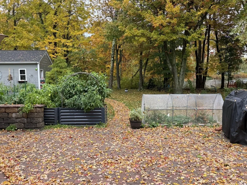 2 bed, 1 bath apartment for rent at 90 High Unit 2, Mansfield — photo 19 of 20