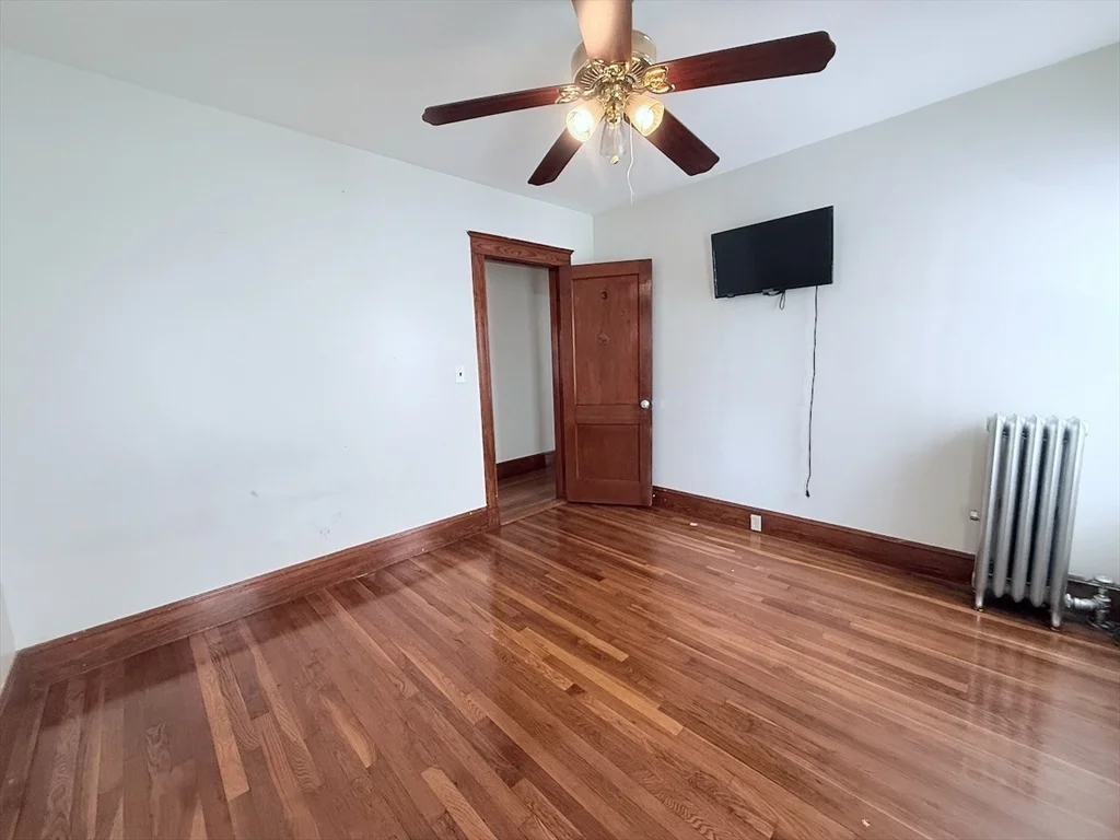 4 bed, 1 bath apartment for rent at 90 Homes Ave Unit 2, Dorchester — photo 17 of 22