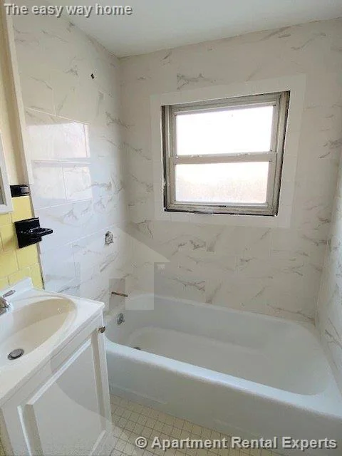 1 bed, 1 bath apartment for rent at 90 Kirkland St Unit 2, Harvard Square — photo 9 of 18
