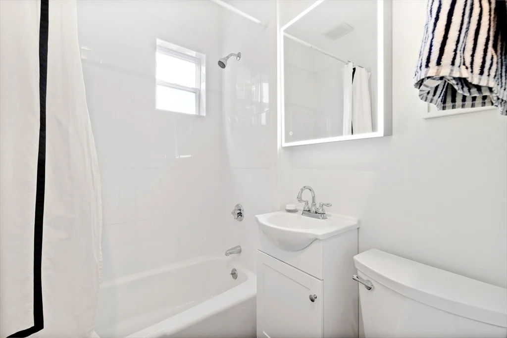 6 bed, 3 bath apartment for rent at 90 Maple Pl, Dedham — photo 25 of 40
