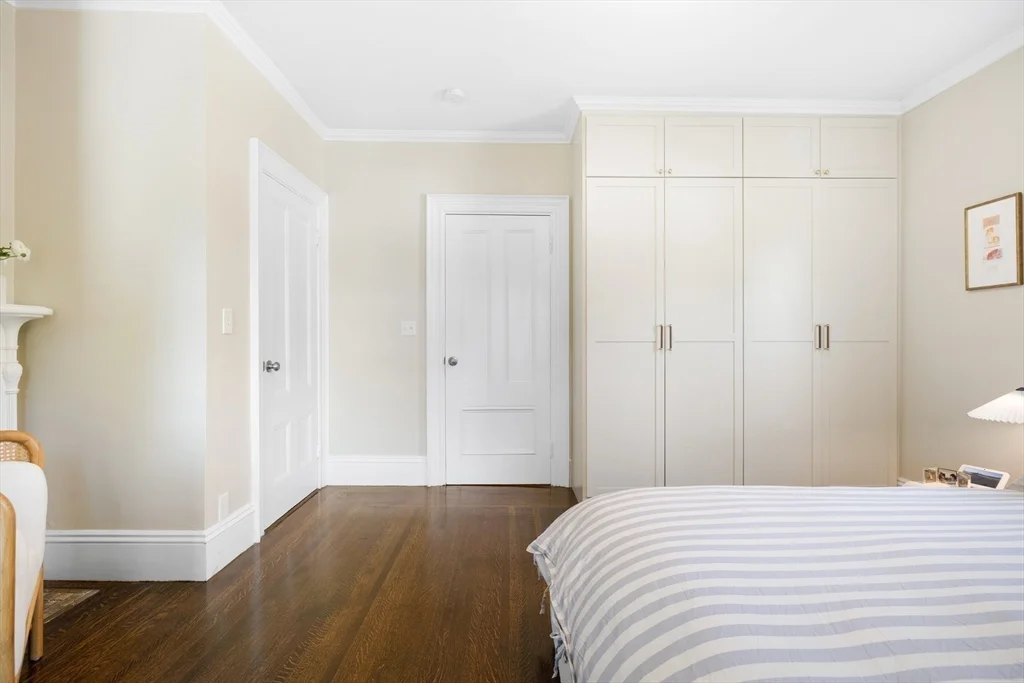 6 bed, 3 bath apartment for rent at 90 Maple Pl, Dedham — photo 21 of 40