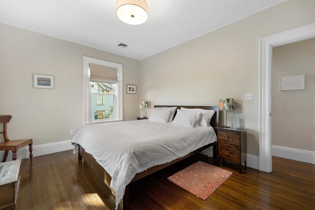 6 bed, 3 bath apartment for rent at 90 Maple Pl, Dedham — photo 23 of 40