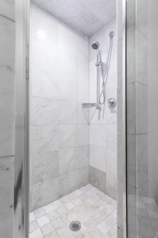 2 bed, 2 bath apartment for rent at 90 Marlborough Unit 1, Back Bay — photo 11 of 18