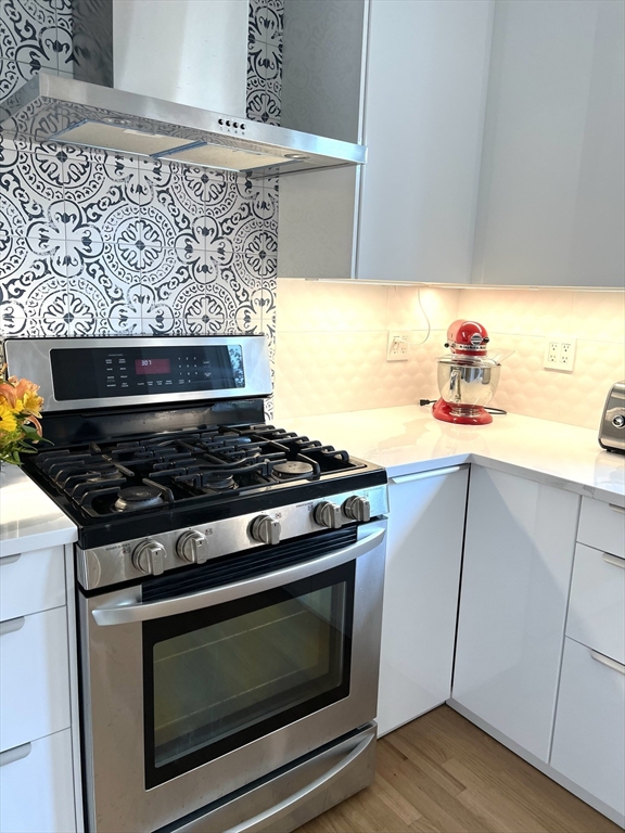 3 bed, 2 bath apartment for rent at 90 Monument Unit 90, Medford — photo 4 of 38