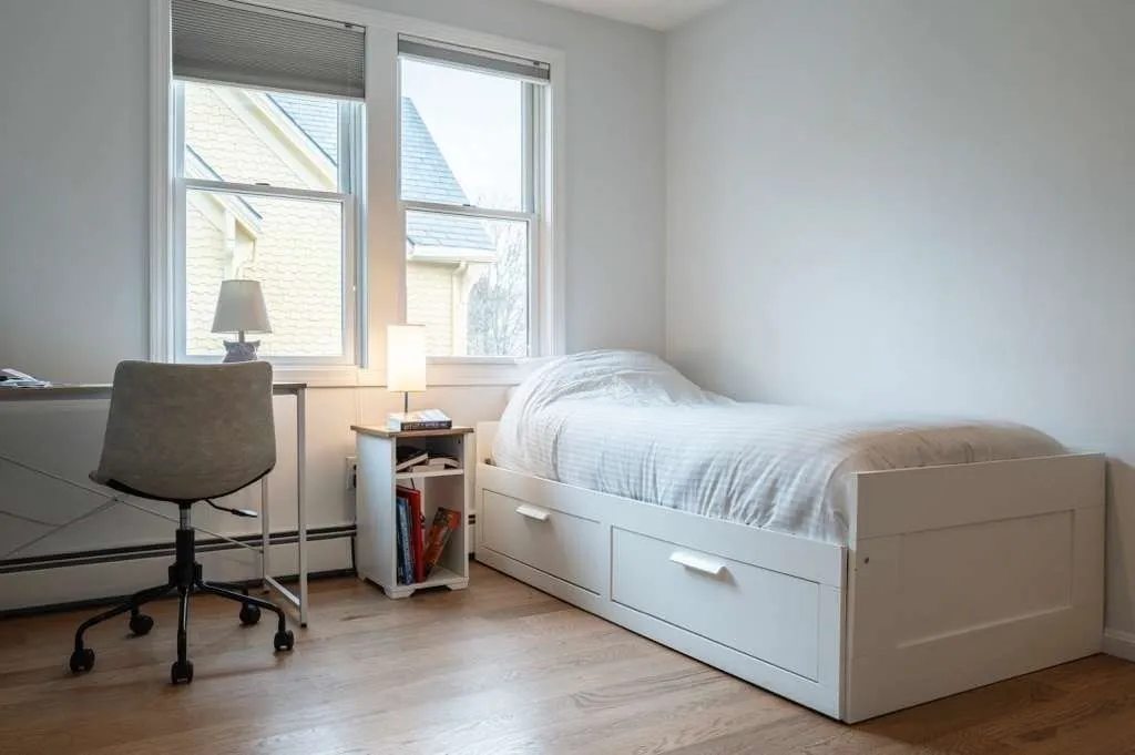 3 bed, 2 bath apartment for rent at 90 Monument Unit -, Medford — photo 16 of 31