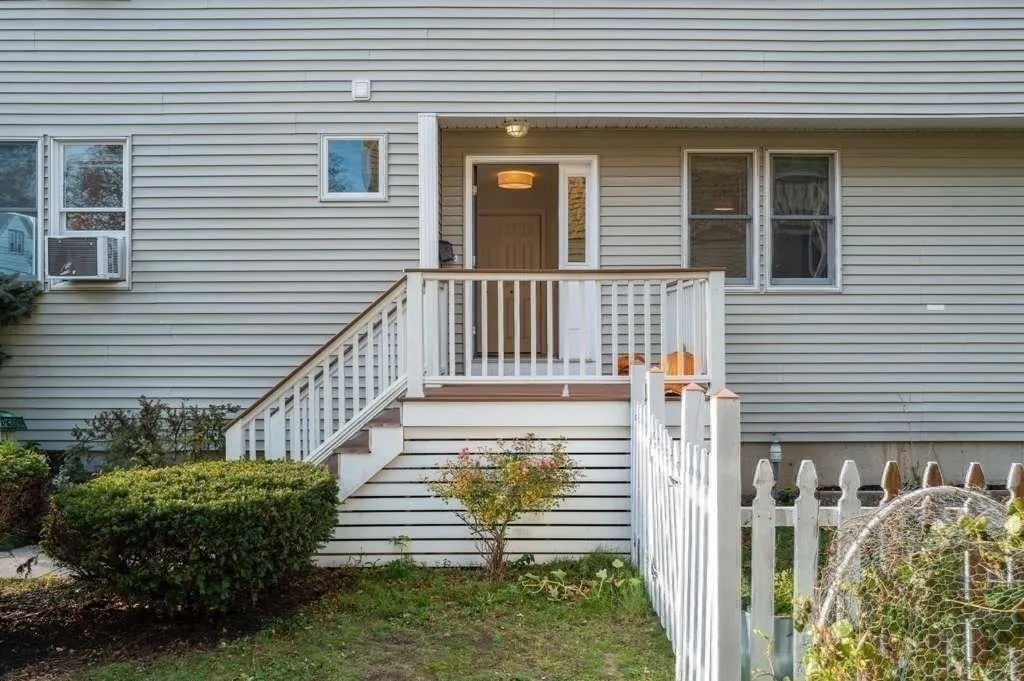 3 bed, 2 bath apartment for rent at 90 Monument Unit -, Medford — photo 25 of 31