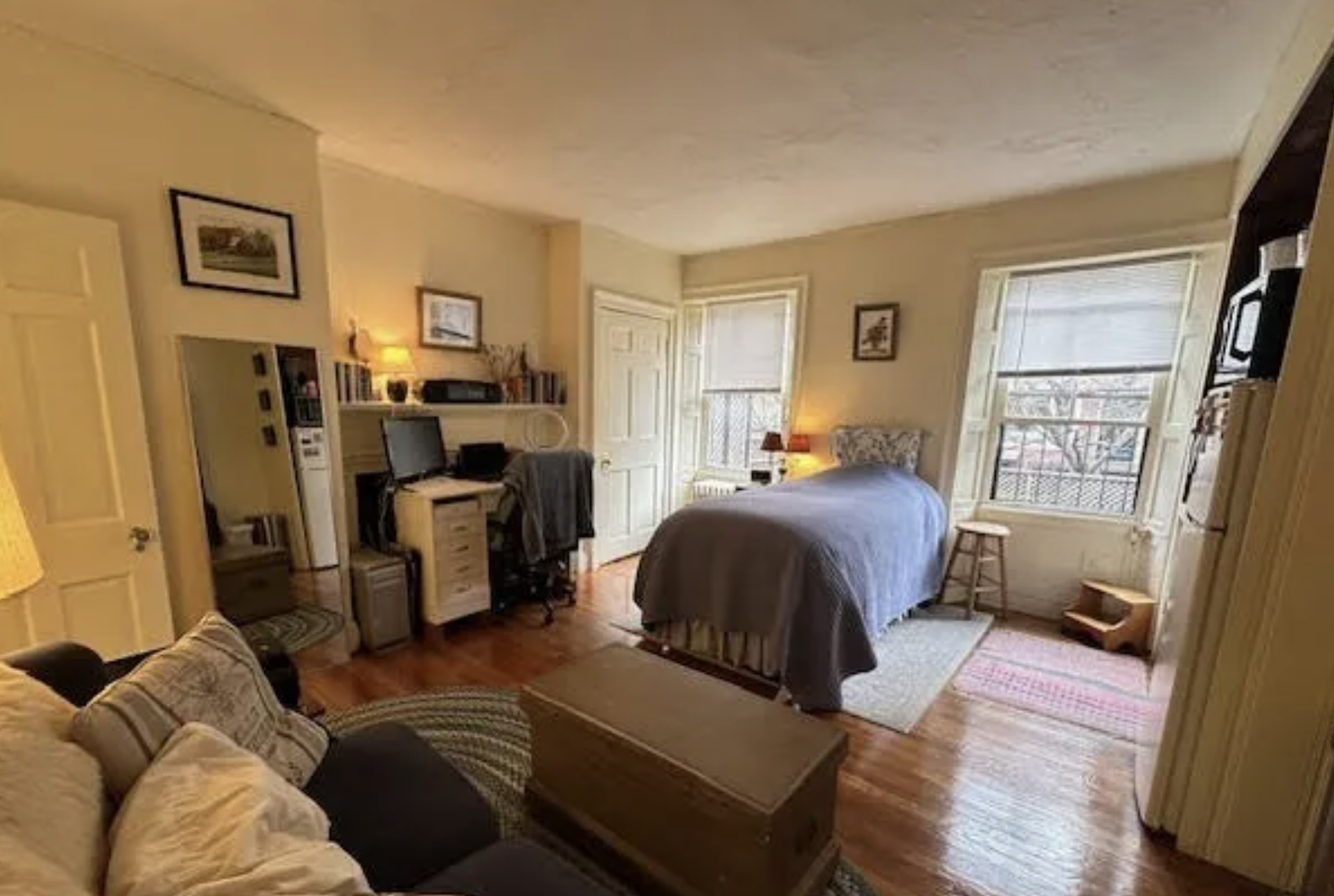 Studio bed, 1 bath apartment for rent at 90 Myrtle St Unit 3, Beacon Hill — photo 2 of 6