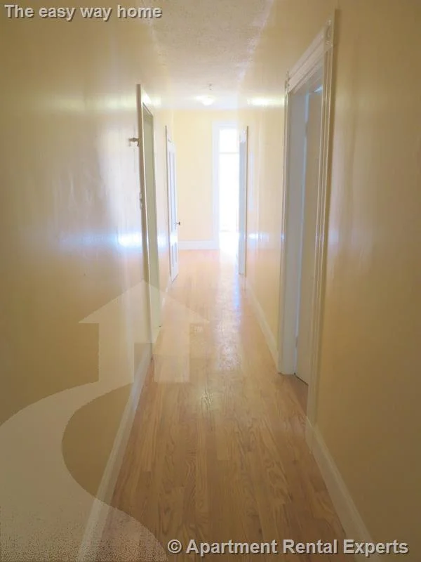 4 bed, 1 bath apartment for rent at 90 Norfolk St Unit 1, Central Square — photo 7 of 16