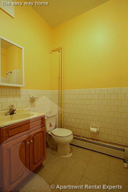4 bed, 1 bath apartment for rent at 90 Norfolk St Unit 7, Central Square — photo 10 of 10
