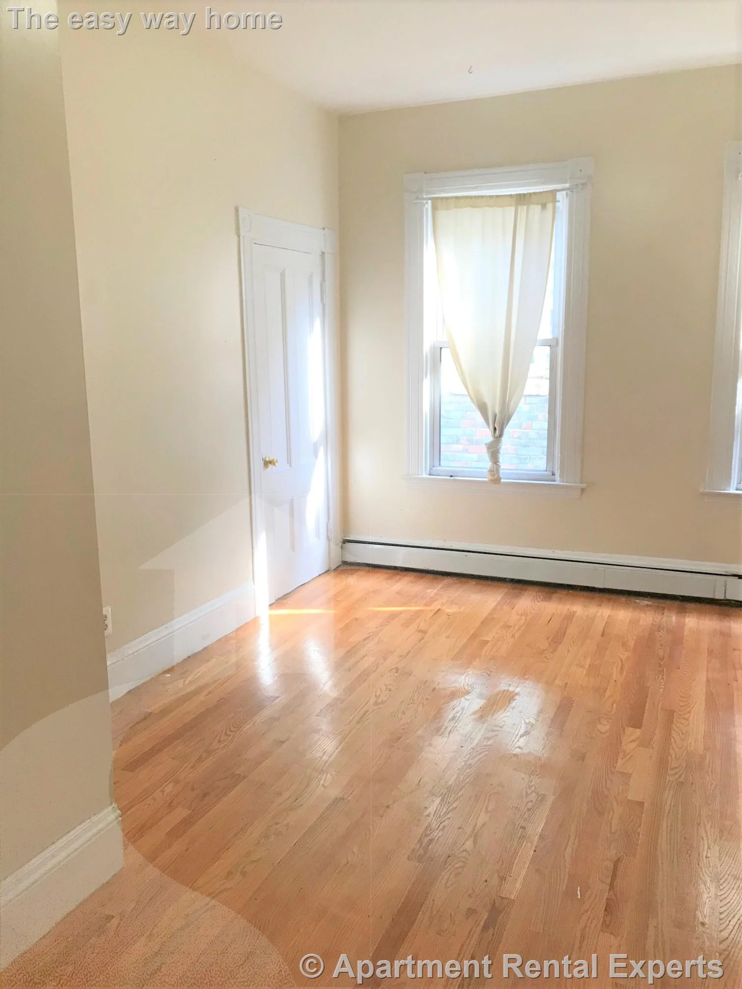 4 bed, 1 bath apartment for rent at 90 Norfolk St Unit 8, Central Square — photo 8 of 15