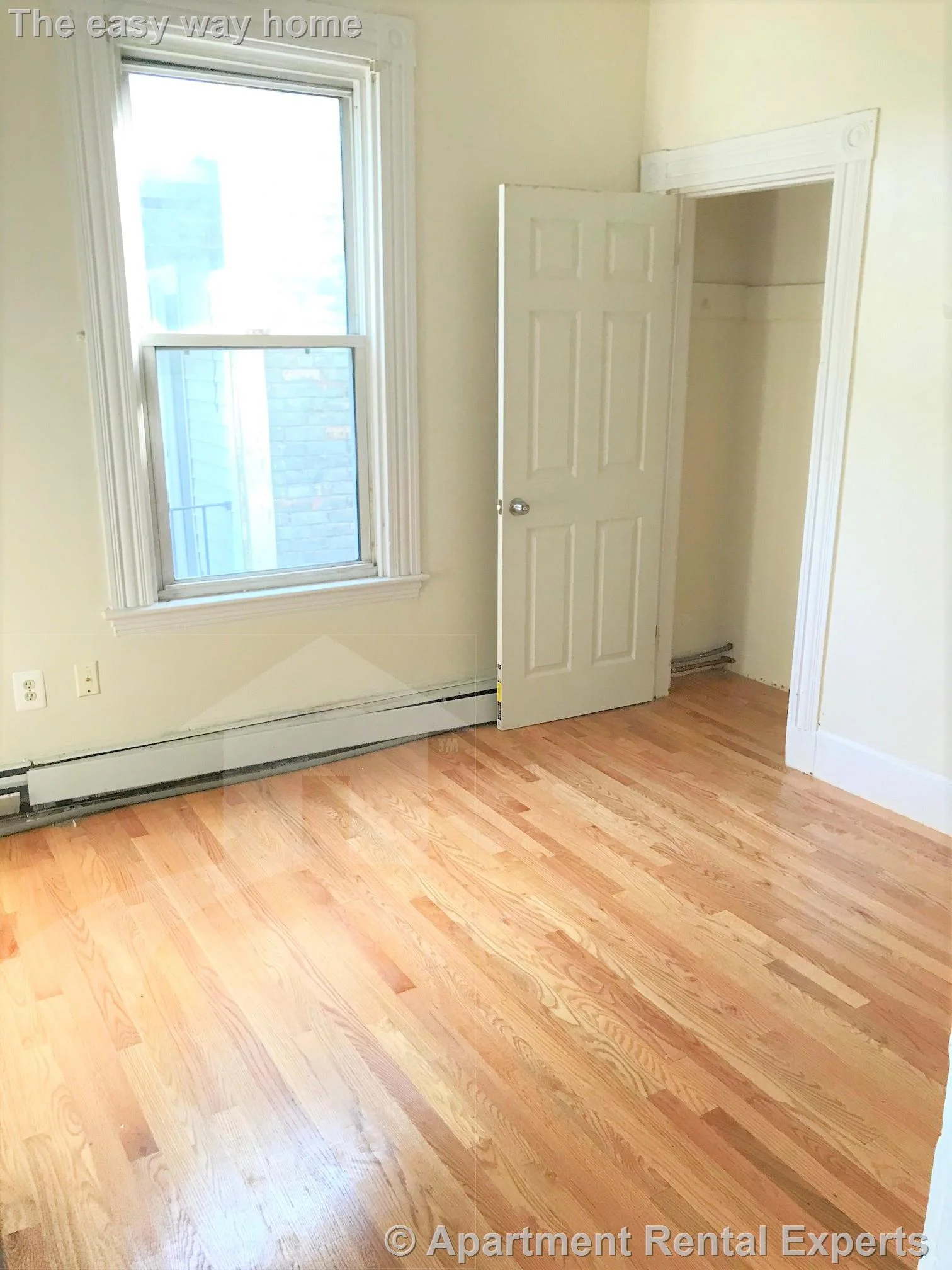 4 bed, 1 bath apartment for rent at 90 Norfolk St Unit 8, Central Square — photo 4 of 15