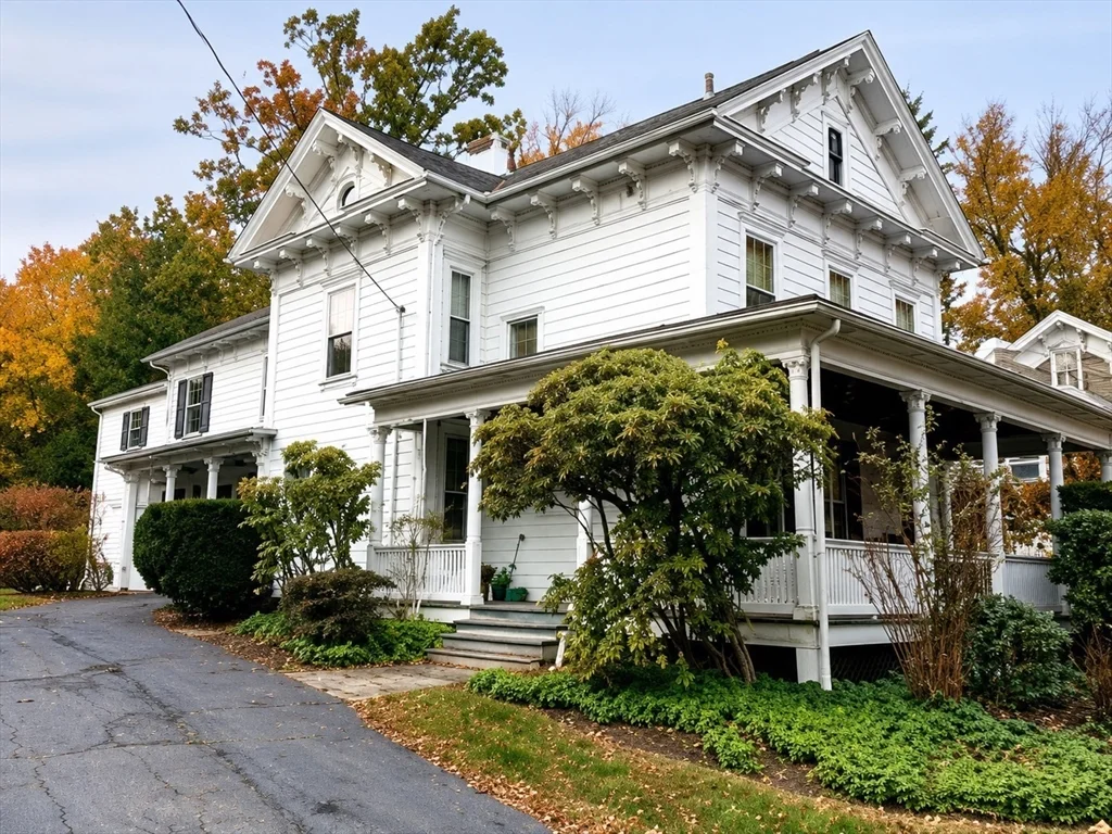 2 bed, 1 bath apartment for rent at 90 North Prospect St Unit 2, Amherst — photo 1 of 15