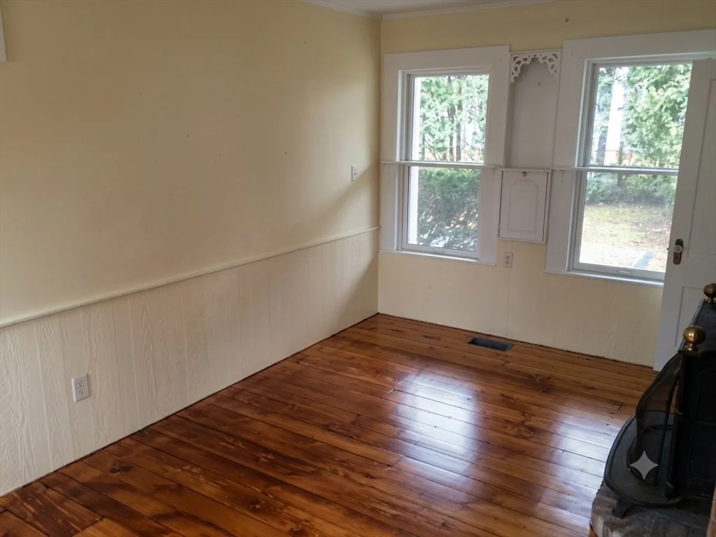 2 bed, 1 bath apartment for rent at 90 North Prospect St Unit 2, Amherst — photo 14 of 15