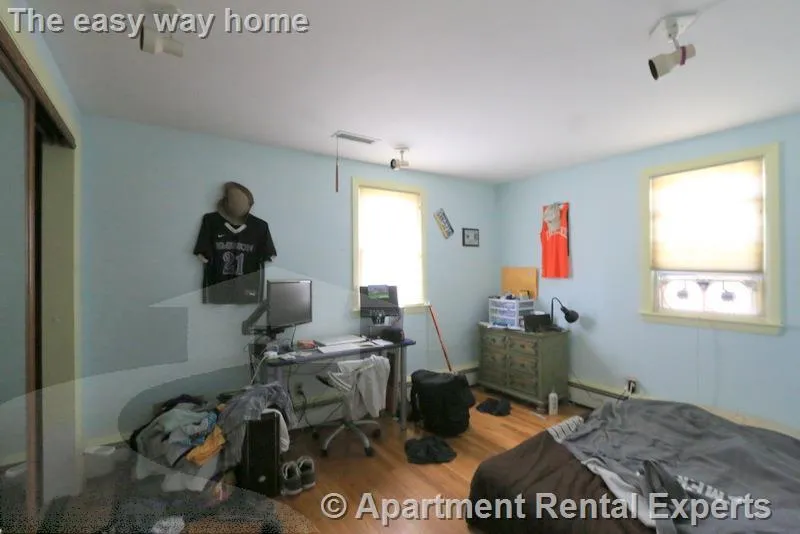 3 bed, 1 bath apartment for rent at 90 North St, Teele Square — photo 12 of 20