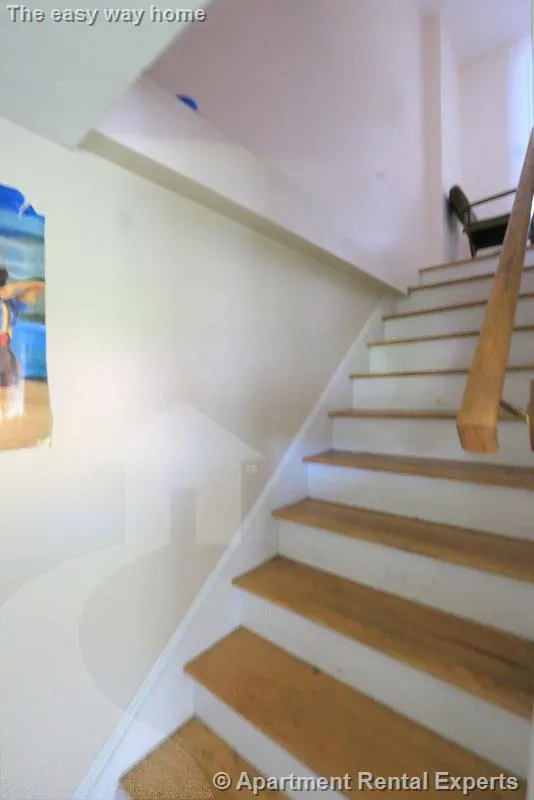 3 bed, 1 bath apartment for rent at 90 North St, Teele Square — photo 10 of 20