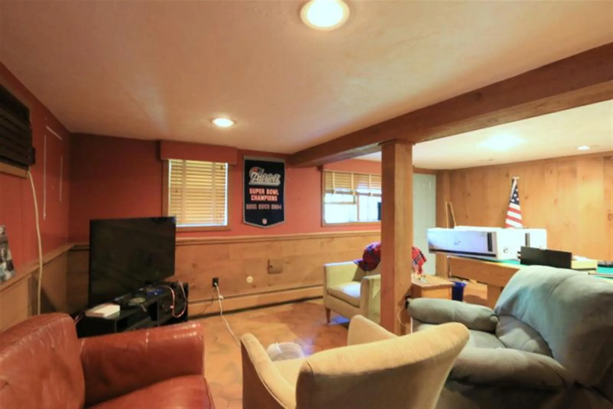 3 bed, 1 bath apartment for rent at 90 North St Unit 90, Teele Square — photo 6 of 20