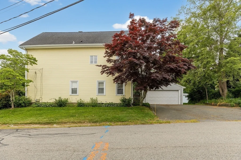 2 bed, 1 bath apartment for rent at 90 Oak St Unit 1, Middleboro — photo 15 of 16