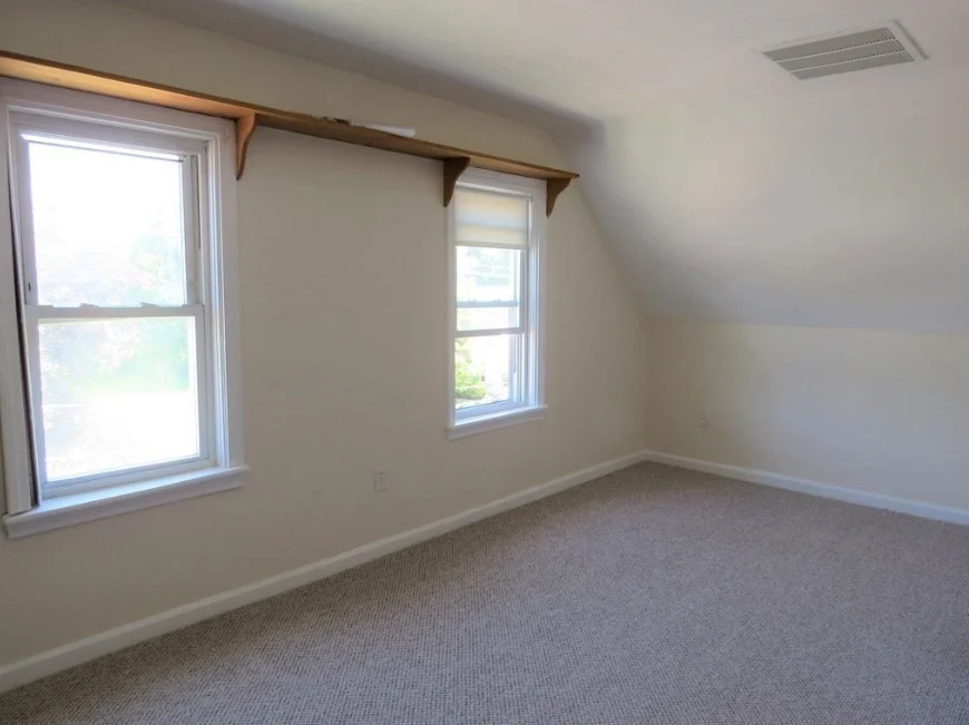 3 bed, 2 bath apartment for rent at 90 Oak St Unit 2, Middleboro — photo 17 of 20