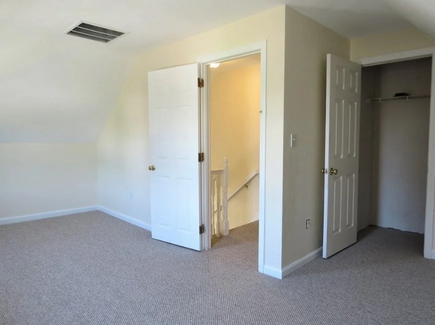 3 bed, 2 bath apartment for rent at 90 Oak St Unit 2, Middleboro — photo 18 of 20