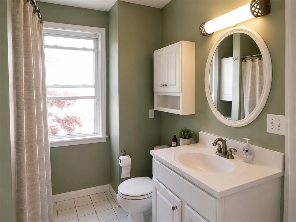 3 bed, 2 bath apartment for rent at 90 Oak St Unit 2, Middleboro — photo 19 of 20