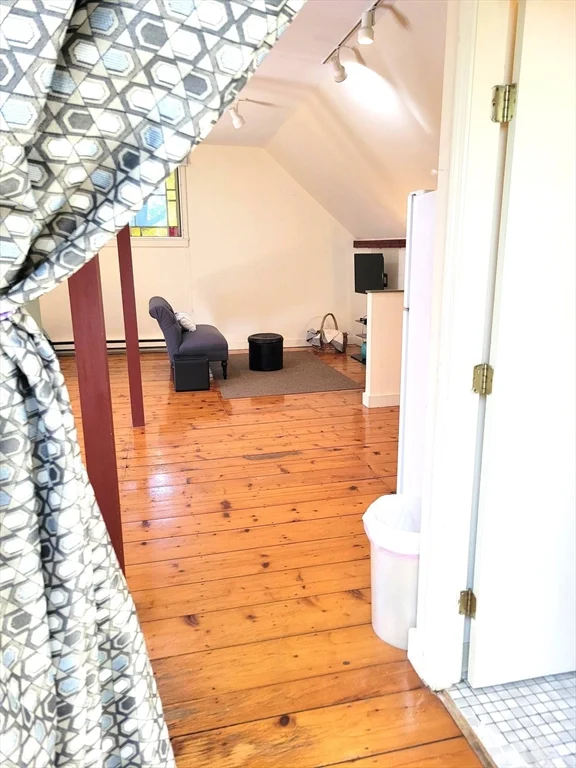 Studio bed, 1 bath apartment for rent at 90 Orchard St Unit 2, Leominster