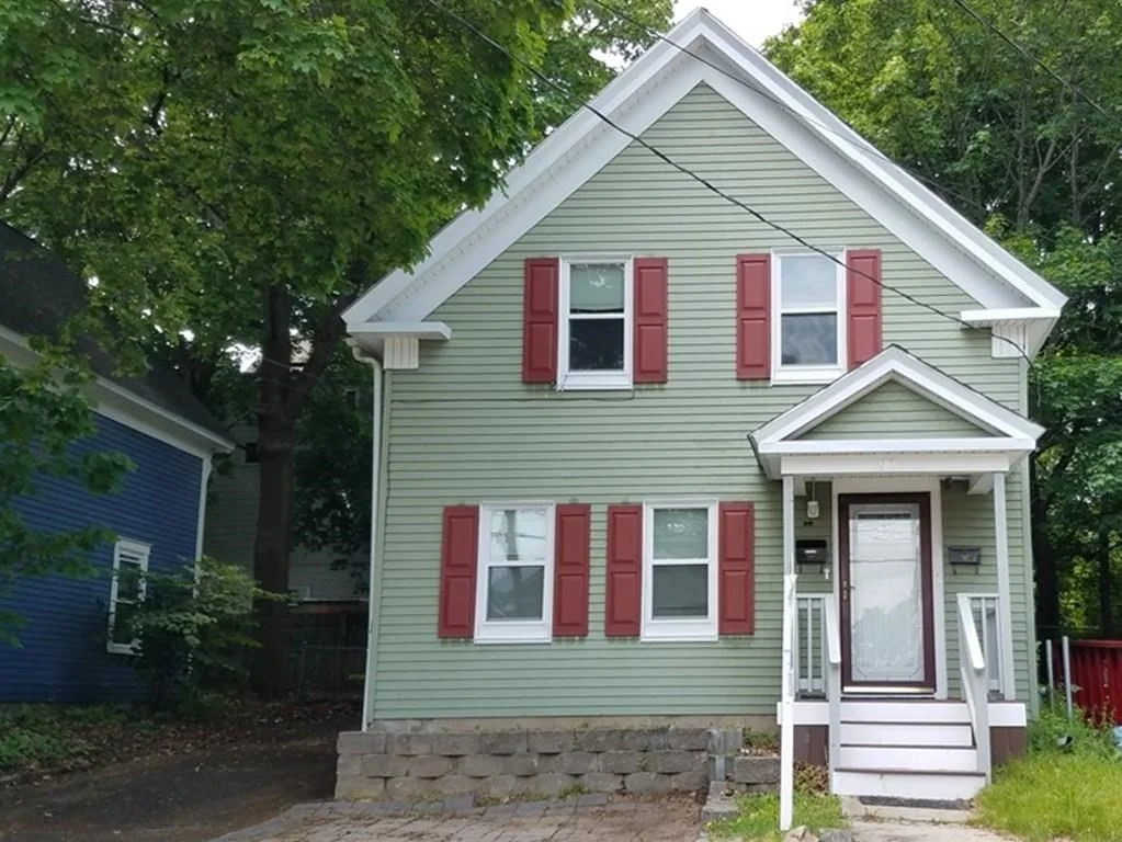 3 bed, 1 bath apartment for rent at 90 Pacific St Unit 1, Fitchburg