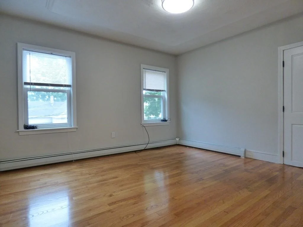 4 bed, 1 bath apartment for rent at 90 Pacific St Unit 2, Fitchburg — photo 6 of 10