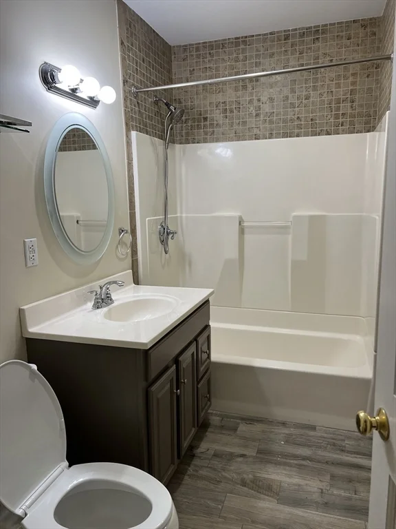 2 bed, 1 bath apartment for rent at 90 Park Ave Unit 1, Strawberry Hill — photo 6 of 7