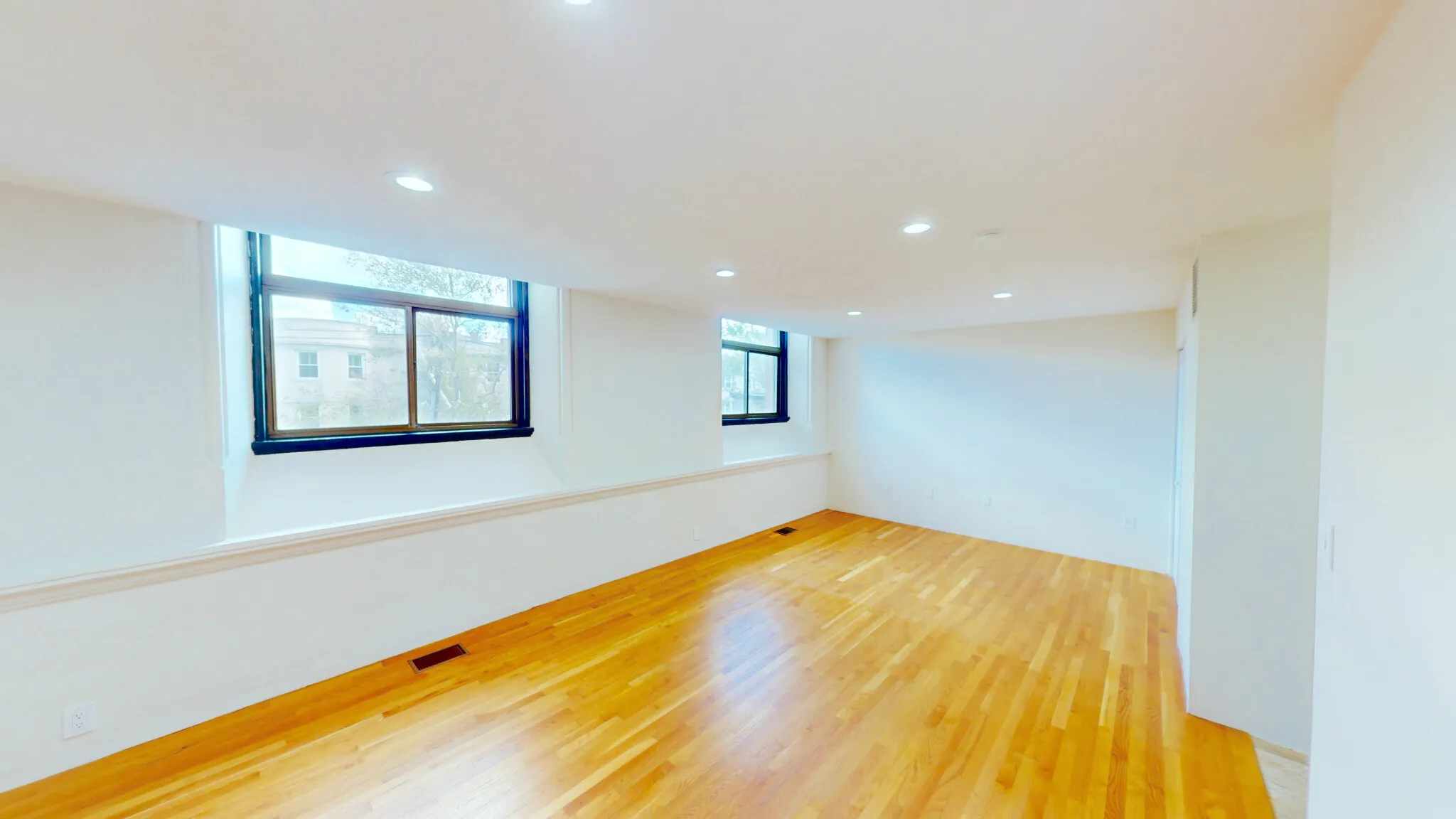 3 bed, 2.5 bath apartment for rent at 90 Park St Unit 38, Coolidge Corner — photo 10 of 23