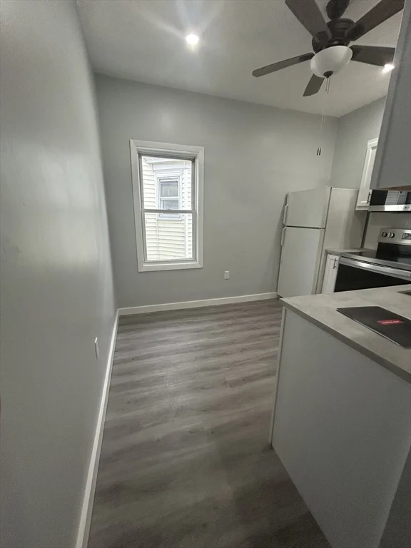 2 bed, 1 bath apartment for rent at 90 Quequechan St Unit 2, Fall River — photo 5 of 16