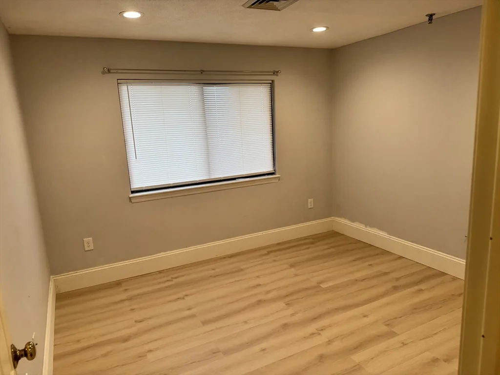 2 bed, 2 bath apartment for rent at 90 Quincy Shore Dr Unit 207, Quincy — photo 8 of 15