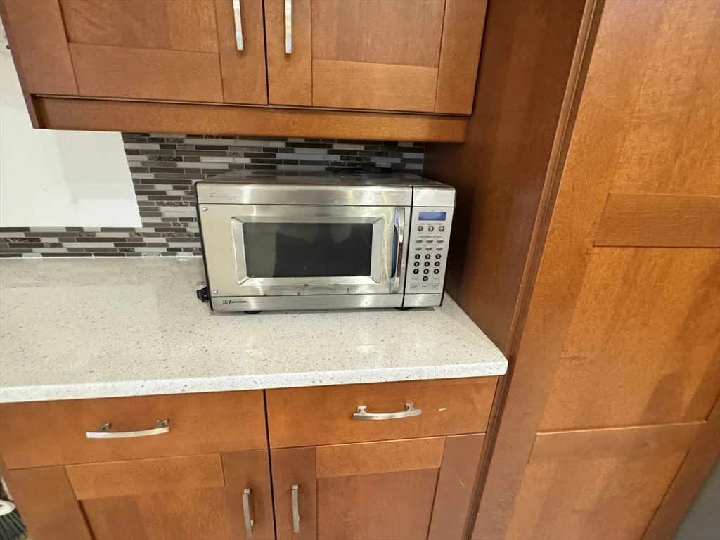 2 bed, 2 bath apartment for rent at 90 Quincy Shore Dr Unit 207, Quincy — photo 3 of 15